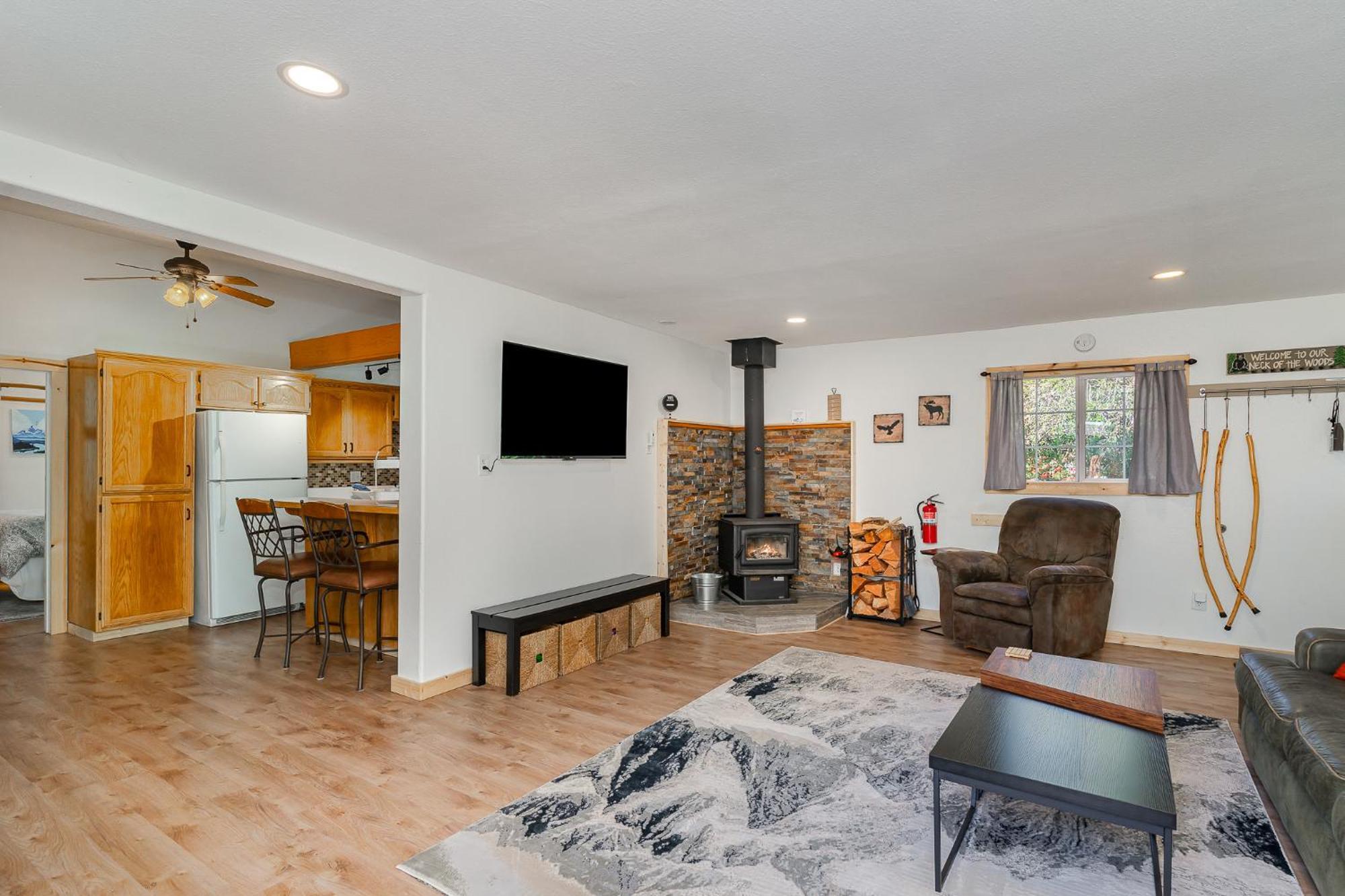 Bear'S Den Hideaway With Hot Tub Villa Ashford Eksteriør billede